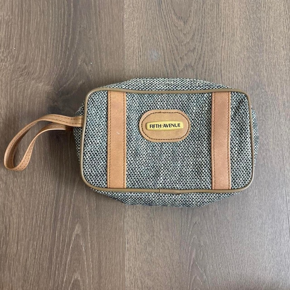 Vintage Fifth Avenue Gray White Textured Toiletry Bag Travel Makeup Case Tan
